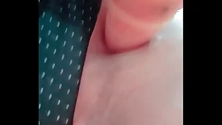 Brincando com meu cuzinho - Playing with my ass